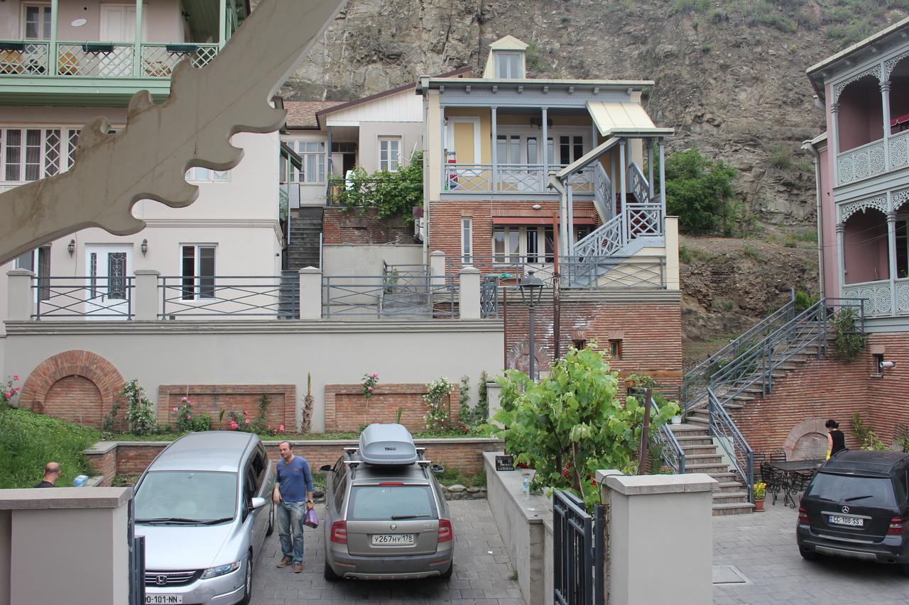 تبليسي Apartment Nino Botanical المظهر الخارجي الصورة