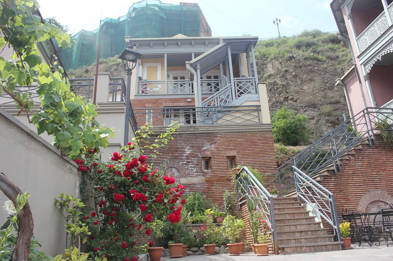 تبليسي Apartment Nino Botanical المظهر الخارجي الصورة